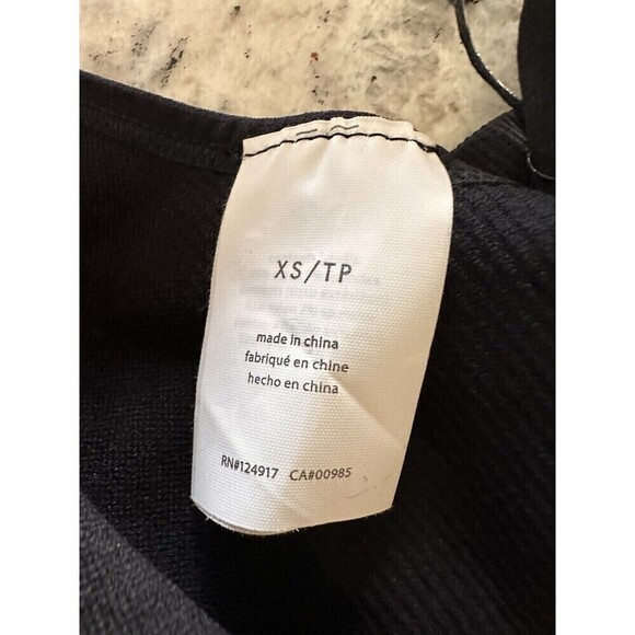 We Wore What XSmall Black Athleisure Unpadded Pullover V-Neck Bra NWT - Picture 7 of 9